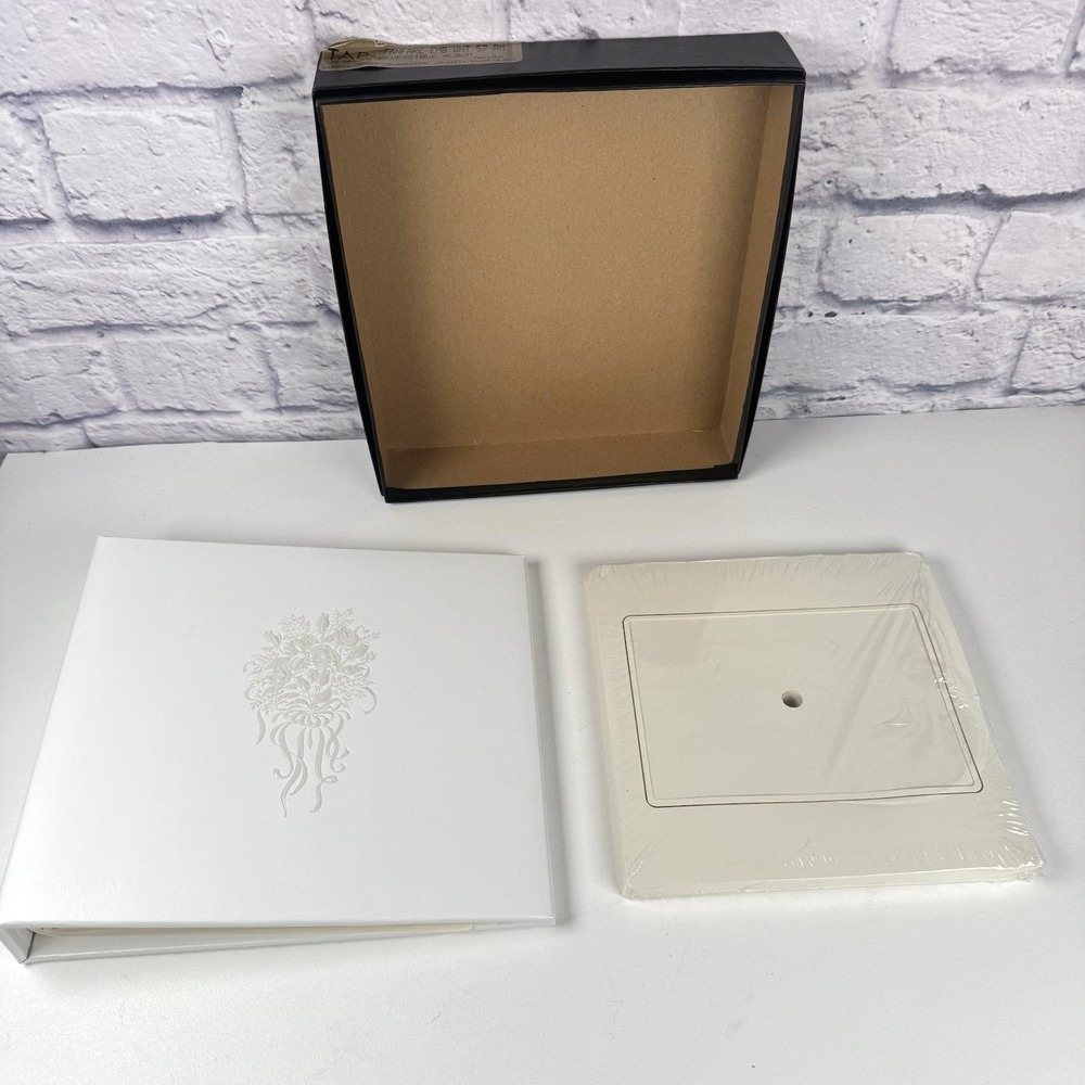 Vtg TAP Fanfare White Pearl Embossed Wedding Photo Album w/ Mats 10x9 ***READ***